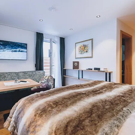 Dorfkrug - Luxury & Apartmán Kaprun