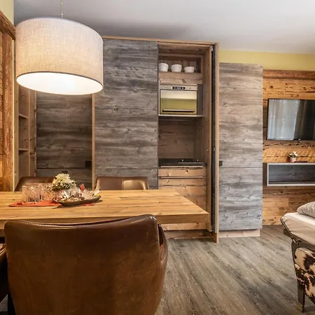 Dorfkrug - Luxury & Apartmán *