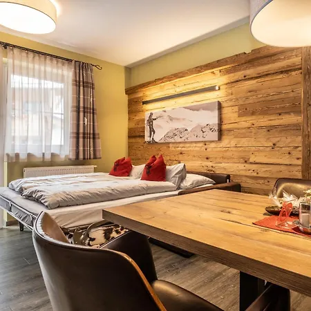 Dorfkrug - Luxury & Apartmán Kaprun