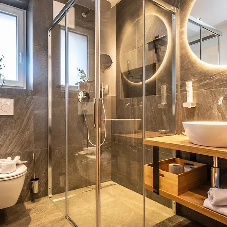 Apartment Dorfkrug Kaprun Inklusive Summercard And In Winter Tauern Spa Kaprun *
