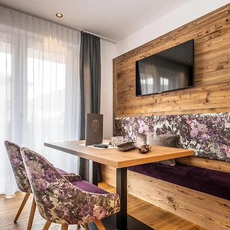 Dorfkrug - Luxury & Apartmán