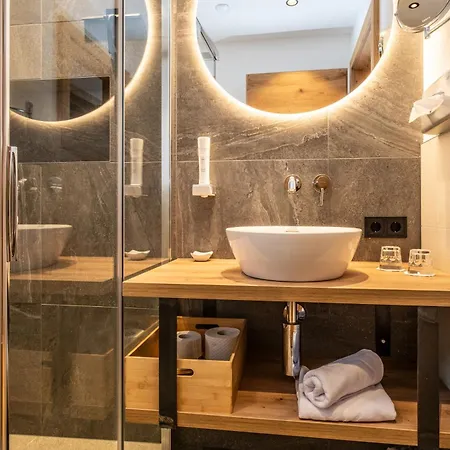 Dorfkrug - Luxury & 아파트