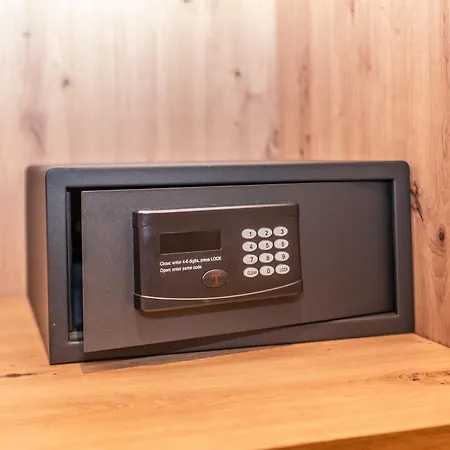 Dorfkrug - Luxury & Apartmán Kaprun