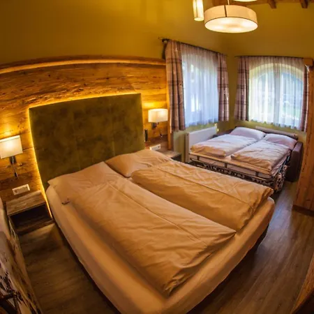 Dorfkrug - Luxury & Apartmán *