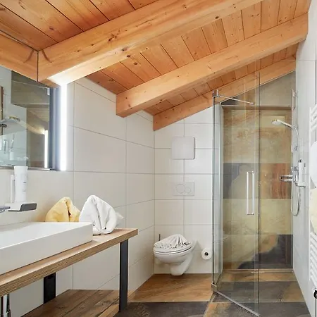 Apartment Dorfkrug Kaprun Inklusive Summercard And In Winter Tauern Spa Kaprun *