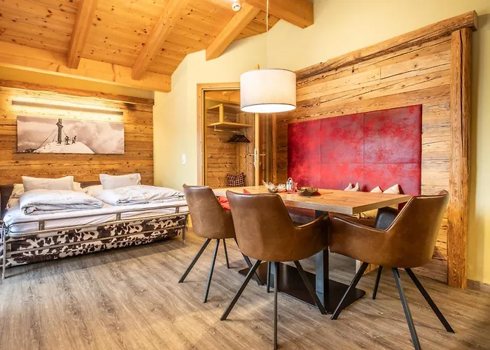 Dorfkrug - Luxury & Апартаменты Капрун